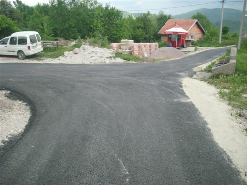 Asfalt u Borovici