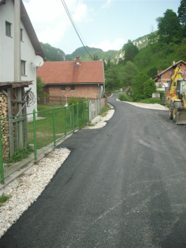 Asfalt u Borovici